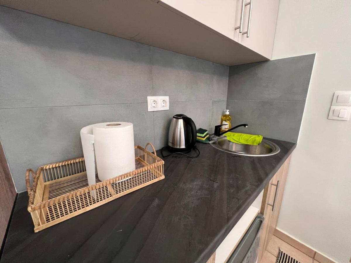 Wsd Rizari Apartment Hotel Афины Экстерьер фото